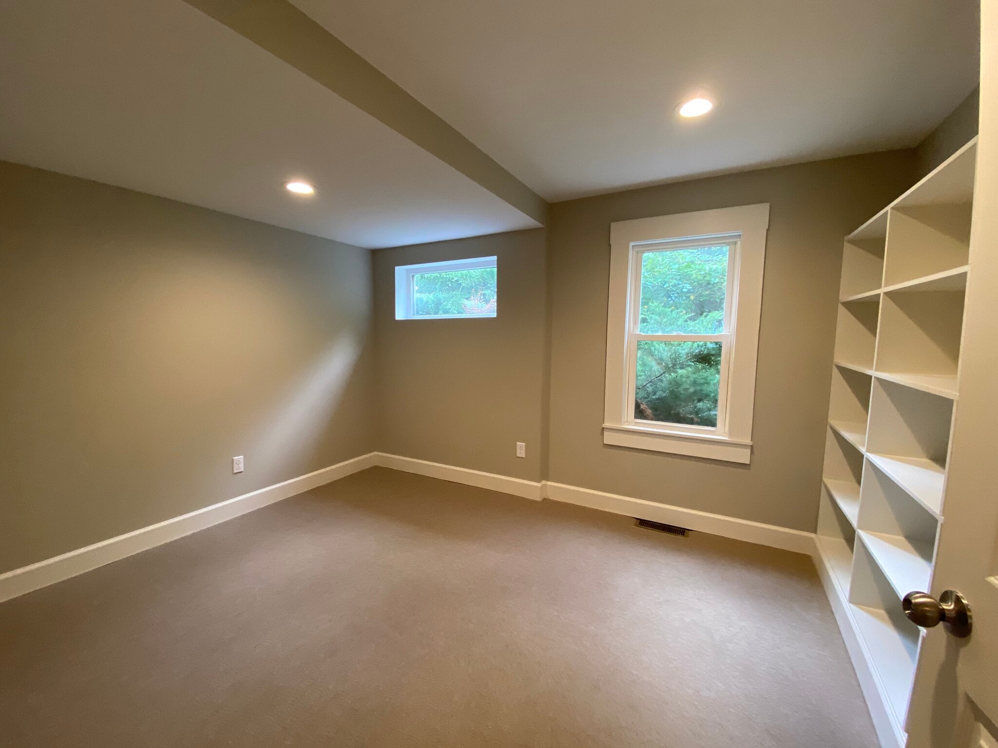 Building Photo - 50 Utica St