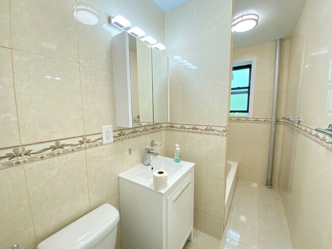 Building Photo - 300 Ocean Pkwy