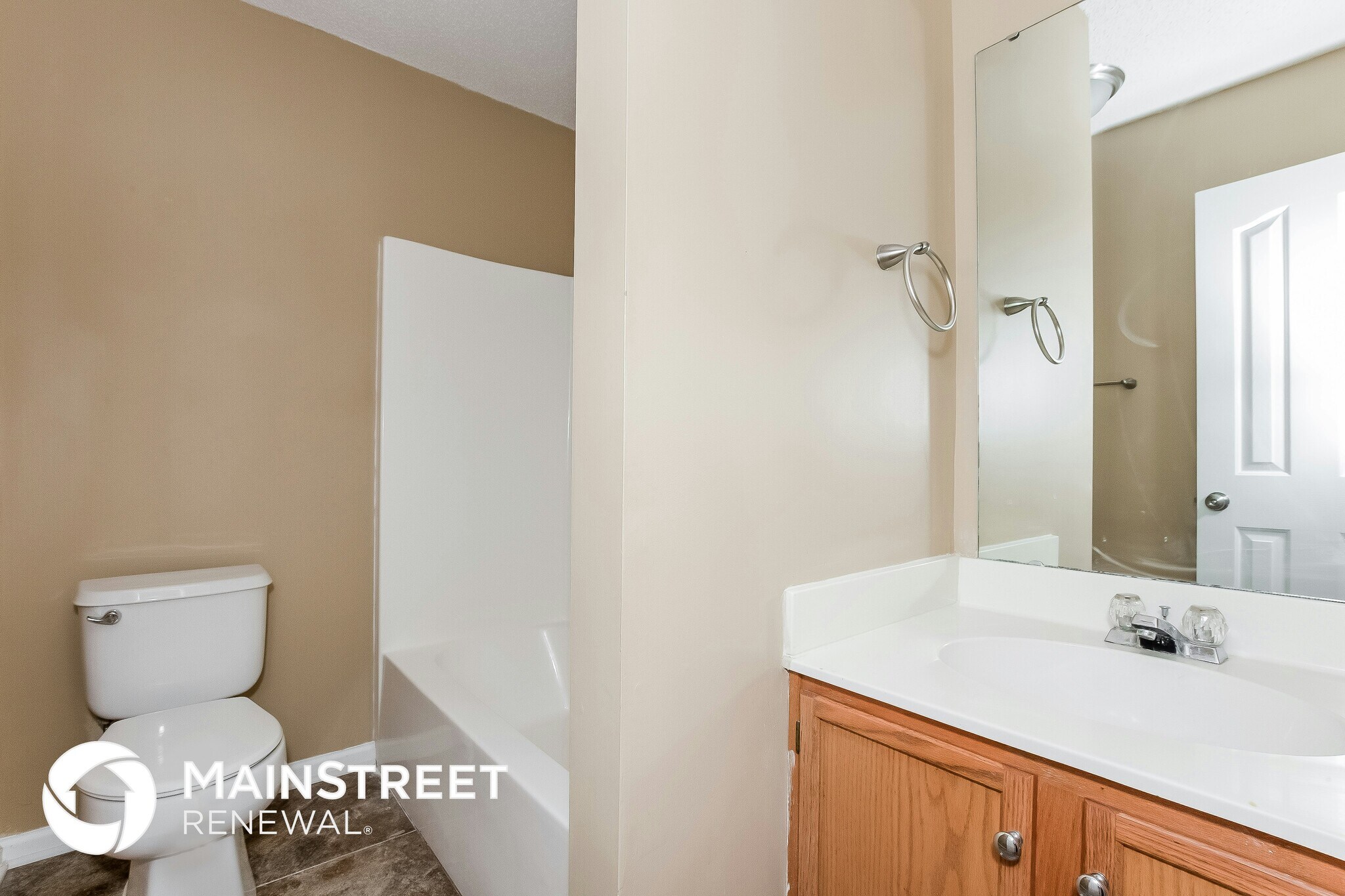 Building Photo - 9818 Aviary Hill Way