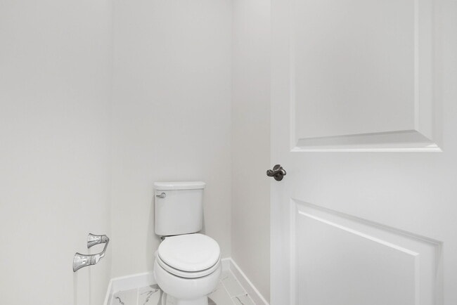 Building Photo - 1017 Venifena Terrace SE