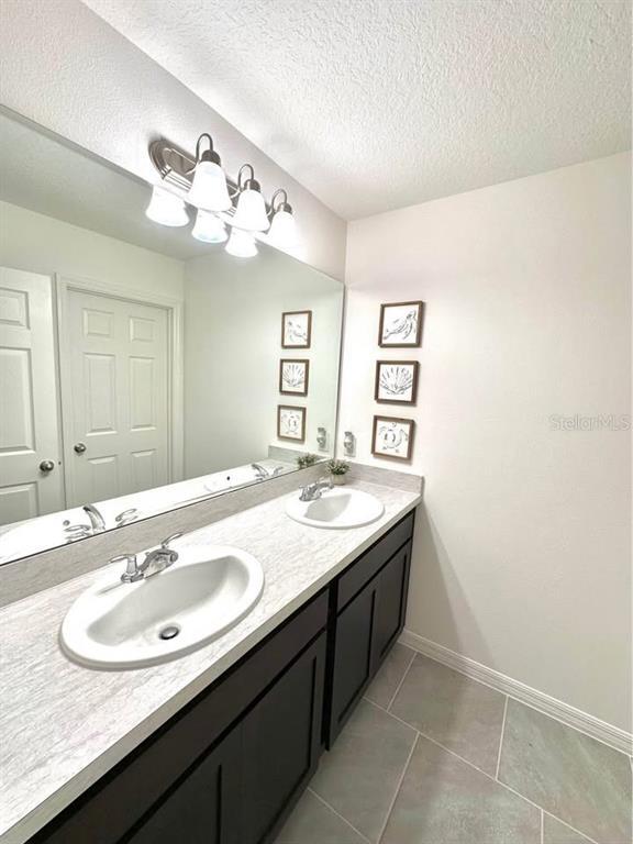Building Photo - 4850 Cedar Bay Ter