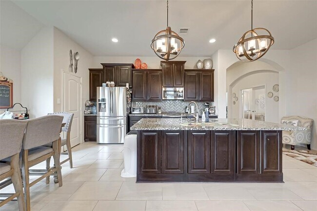 Building Photo - 29026 Crystal Rose Ln