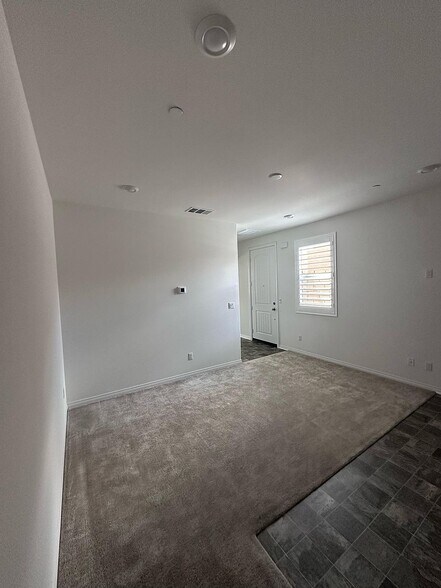 Building Photo - 30272 Truckee Cir