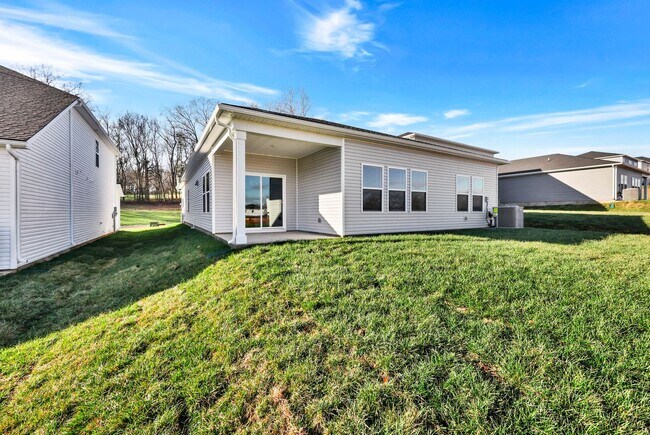 Building Photo - 2356 Woodmeadow Dr