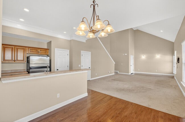 Building Photo - 922 Bracken Trail