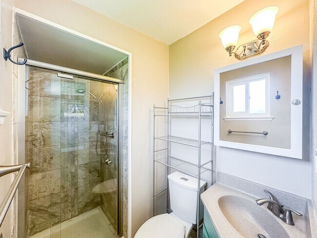 Building Photo - SD: Spacious 4BD/2BA Home in Imperial Beach with Large Yard, Turf Backyard & Attached Garage