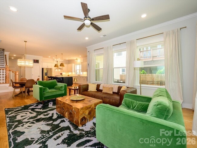 Building Photo - 1217 Drummond Ave