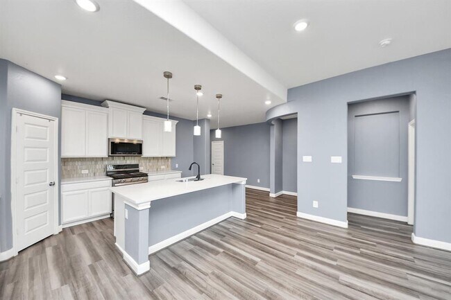 Building Photo - 931 Barstow Dr