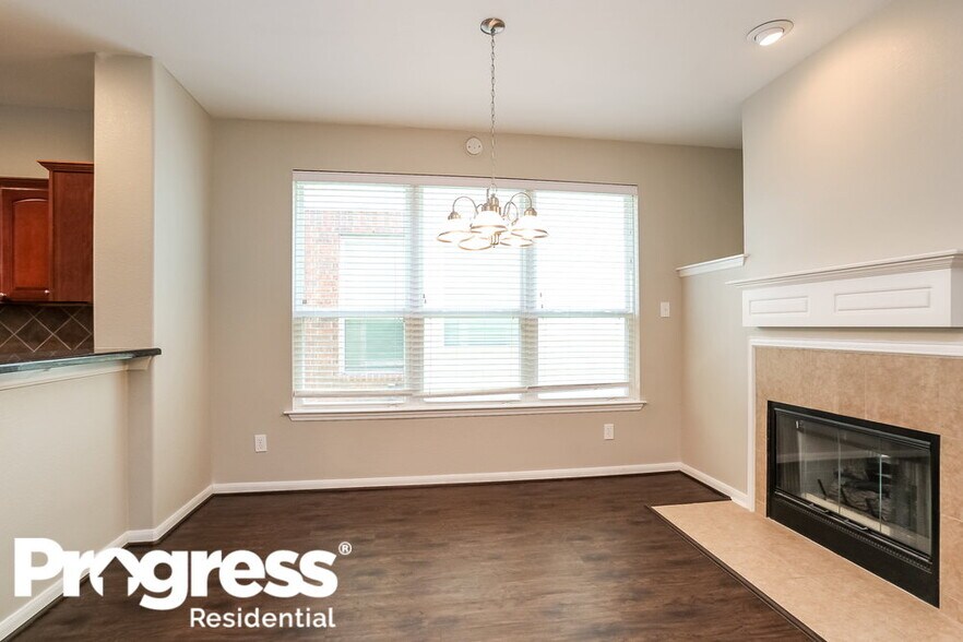 Building Photo - 17243 Lafayette Hollow Ln