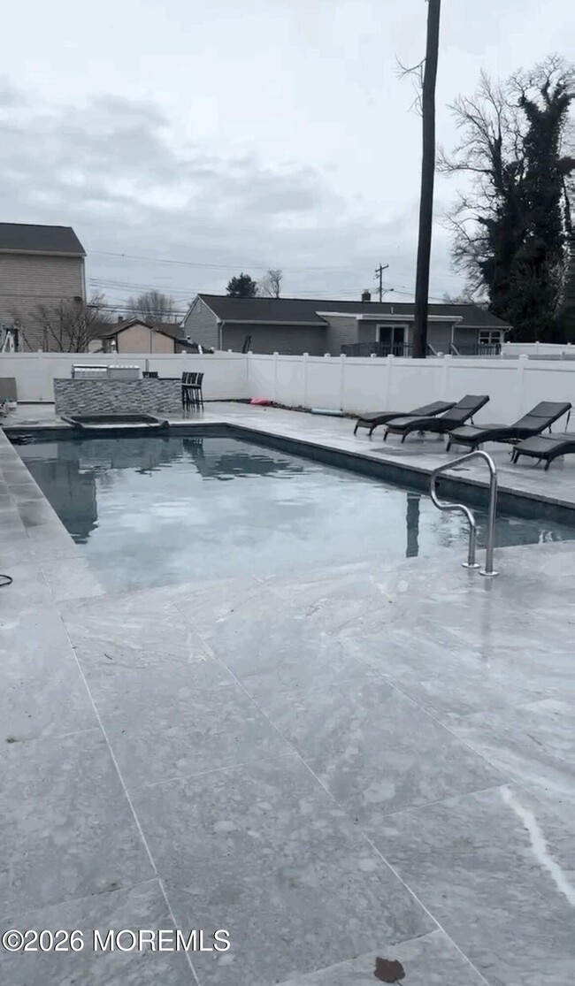 Building Photo - 1902 Westfield St