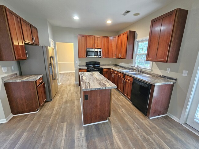 Building Photo - 40 N Orchard Farms Ave