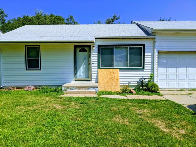 Building Photo - 4026 Bauman Ave