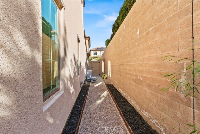 Building Photo - 112 Vigna