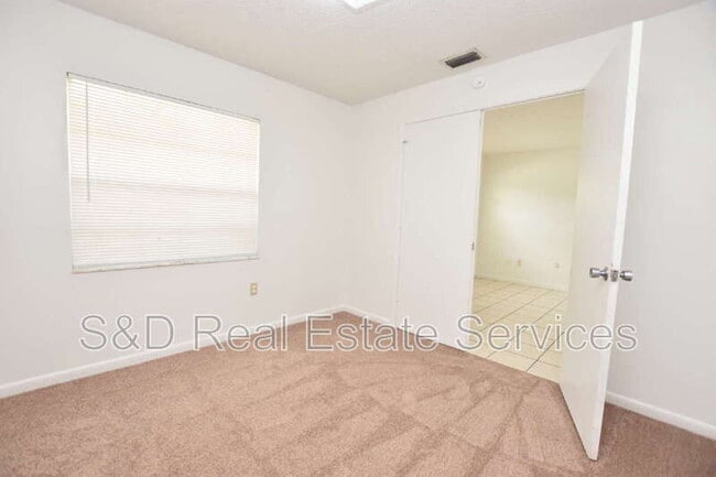Building Photo - 4745 Dimbath Dr