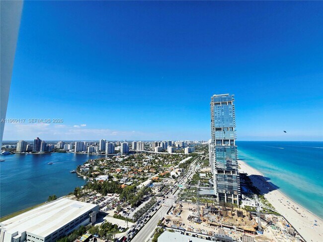Building Photo - 18201 Collins Ave