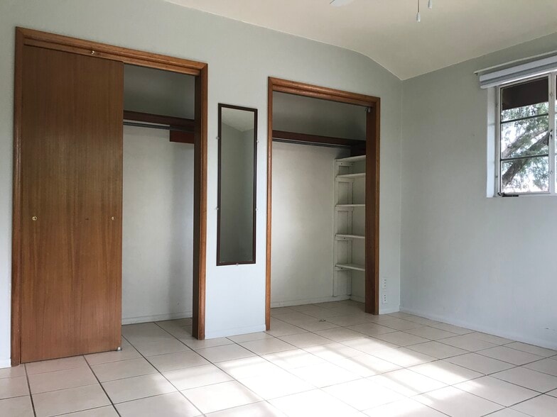 Southwest bedroom - 1505 East Edison Street