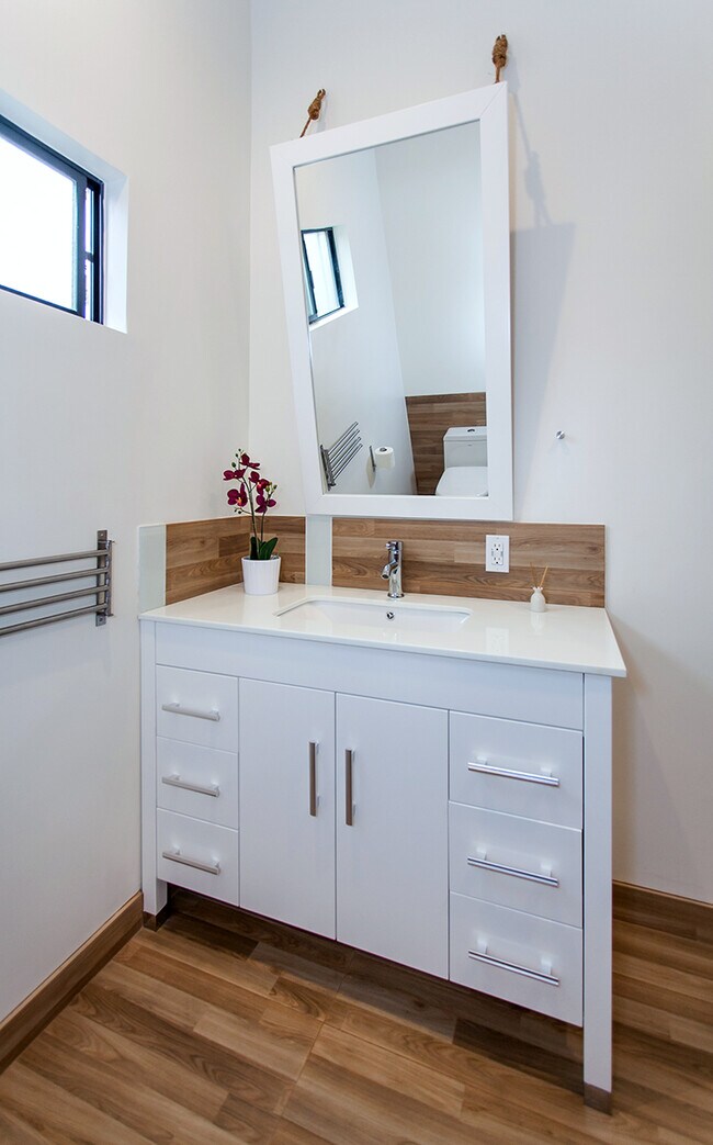 Building Photo - 5647 Comanche Ave