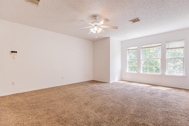 Building Photo - 491 Emerald Fields Ln