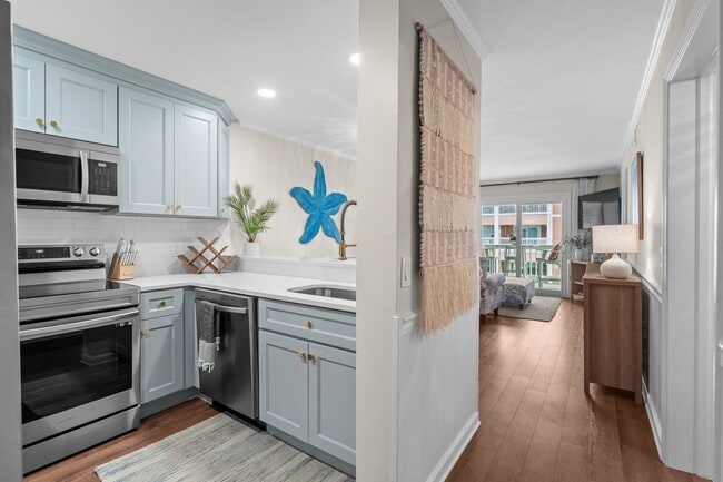 Building Photo - Shore Thing: Seasonal Beachfront Rental (D...