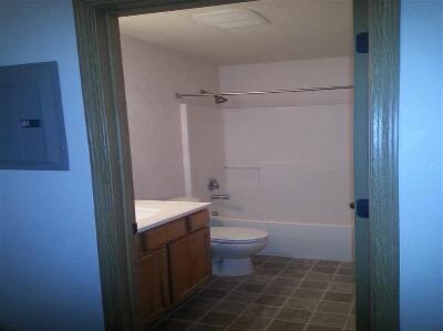 Building Photo - 37 Appleway Dr