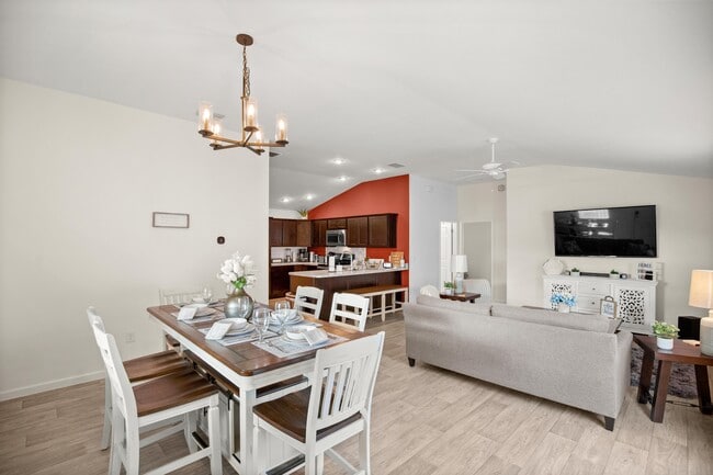 Building Photo - 4981 Ellie Ln