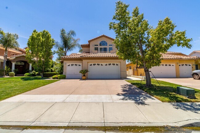 Building Photo - 32579 Valentino Way
