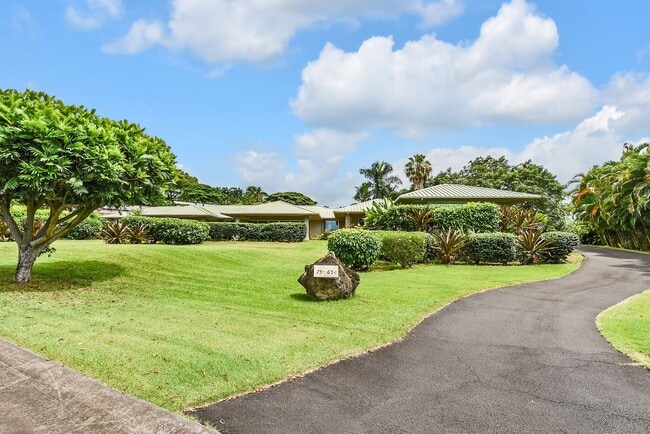 Building Photo - Ohai Estates 4 Bed 4.5 Bathroom Home Avail...