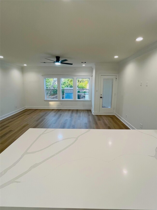 Building Photo - 3104 Arlington St