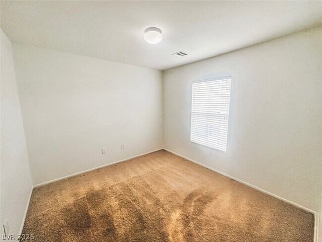 Building Photo - 7333 Camden Pine Ave