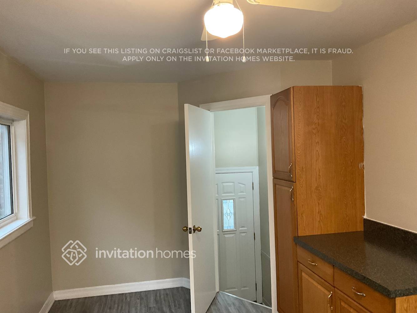 Building Photo - 5431 S Natoma Ave