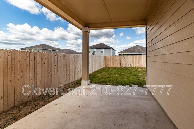 Building Photo - 7415 Corral Smt