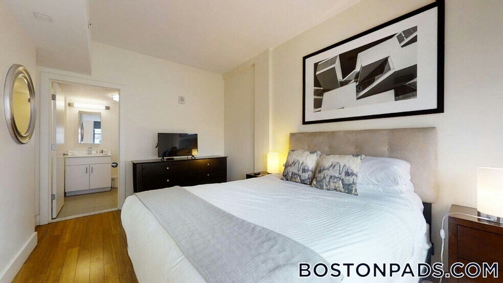 Building Photo - 8 Winter St