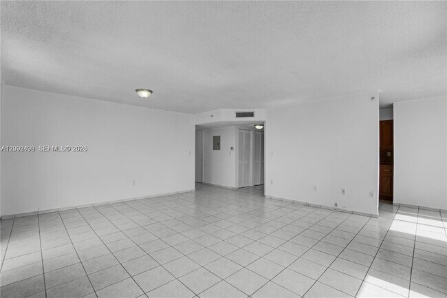 Building Photo - 1688 West Ave