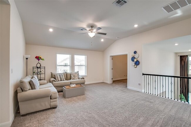 Building Photo - 508 Middle Brook Dr