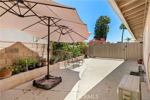 Building Photo - 16577 Knollwood Dr