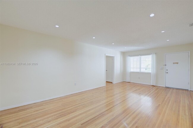 Building Photo - 229 Candia Ave