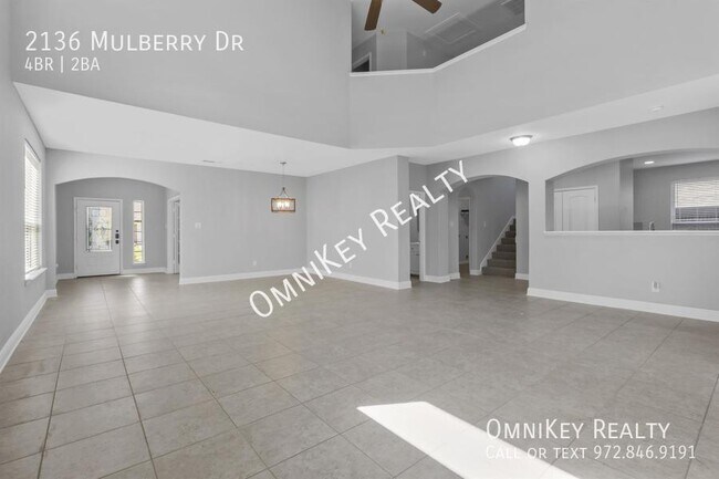 Building Photo - 2136 Mulberry Dr