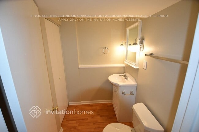 Building Photo - 7939 Edgewood Ct