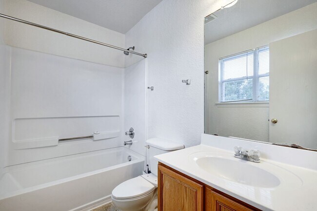 Building Photo - Renovated Two-Story in Bridgewood with Com...