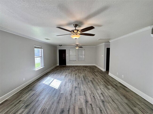 Building Photo - 21355 Claretfield Ct