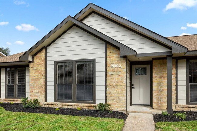 Building Photo - 21402 Park York Dr