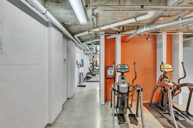 Building Photo - 8101 Biscayne Blvd