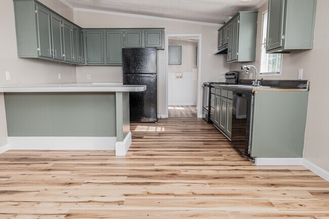 Building Photo - 4014 US-70