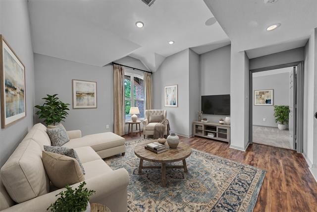 Building Photo - 2417 Bonham Tr