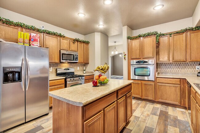 Building Photo - 12709 Tierra Lily Ct