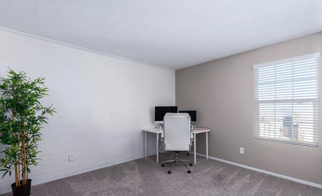 Bedroom 2 - 4391 W Federal Way