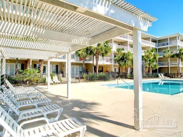Building Photo - 13500 Sandy Key Dr