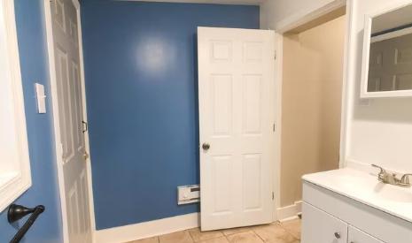 Building Photo - 5138 Ludlow St