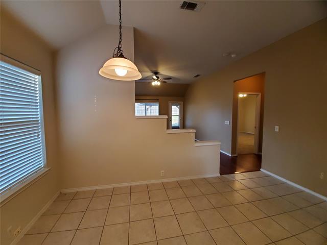 Building Photo - 4017 Chinaberry Dr