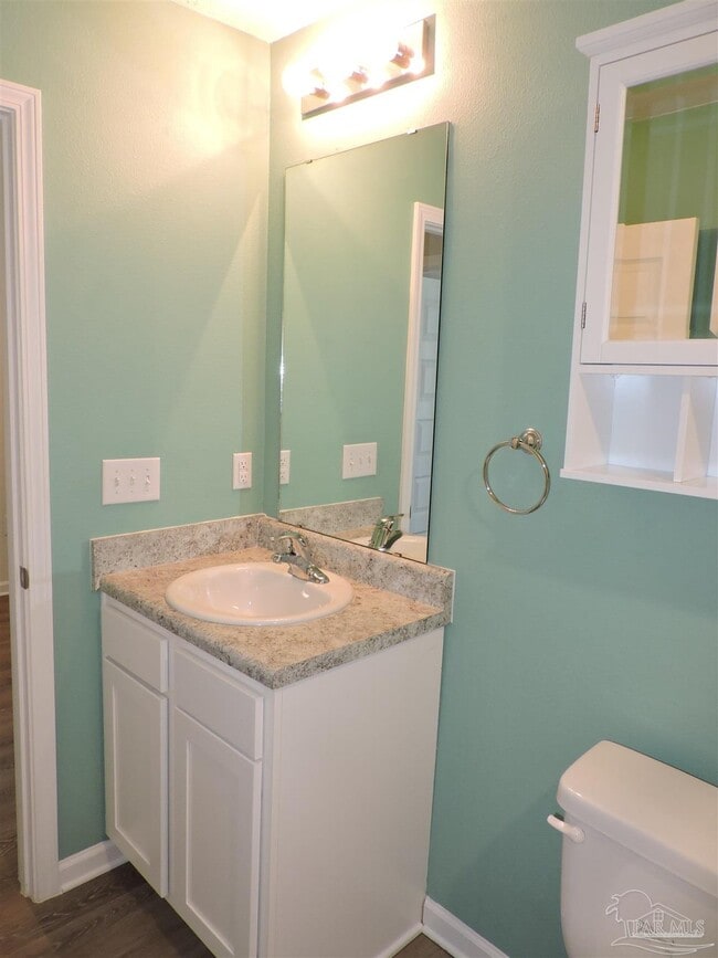 Building Photo - 5427 Peach Dr